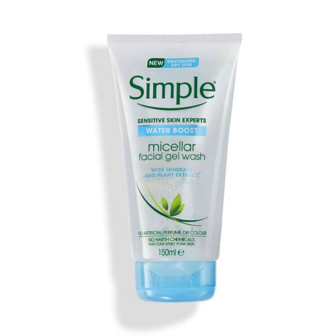 Simple - Sửa rửa mặt cho da nhạy cảm tốt nhất
