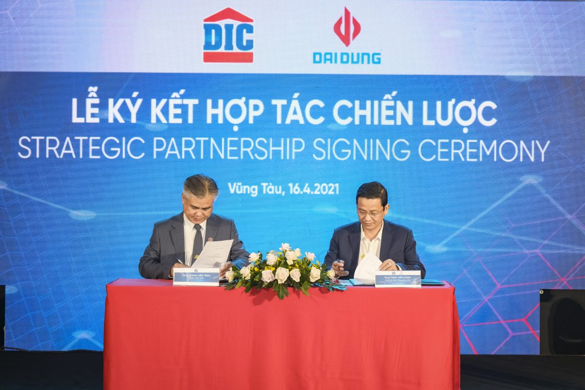 Lễ ký kết hợp tác chiến lược giữa một tập đoàn xây dựng lớn và đối tác quốc tế